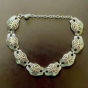 Silver choker chain